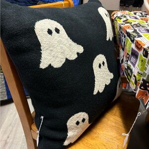Ghost pillow